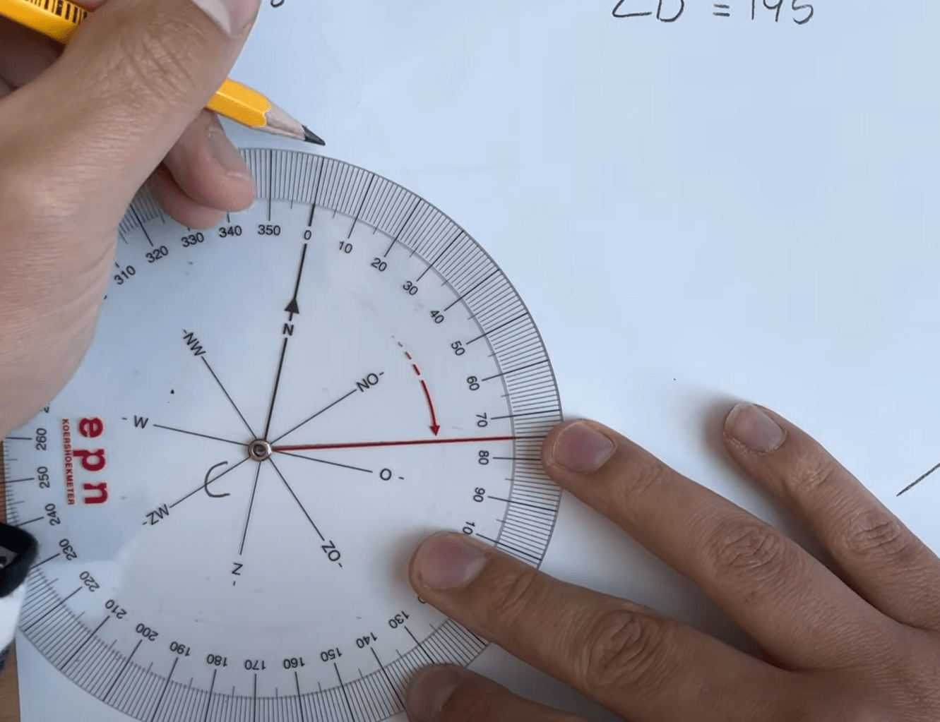 Hoek tekenen met koershoekmeter